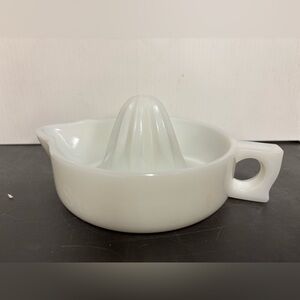 Vintage milkglass McKee Sunkist citrus reamer